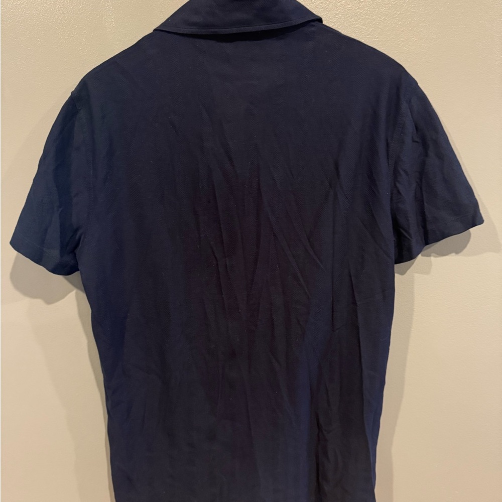 *GENTLY WORN* Abercrombie & Fitch Men's Size M Featherweight Button-Up - Picture 2 of 9